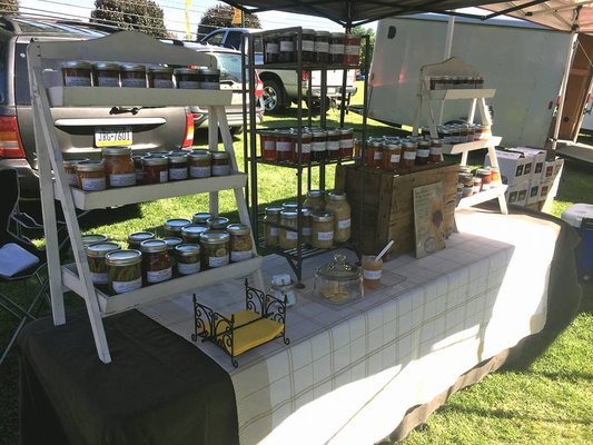 Saucon Valley Farmers' Market by null