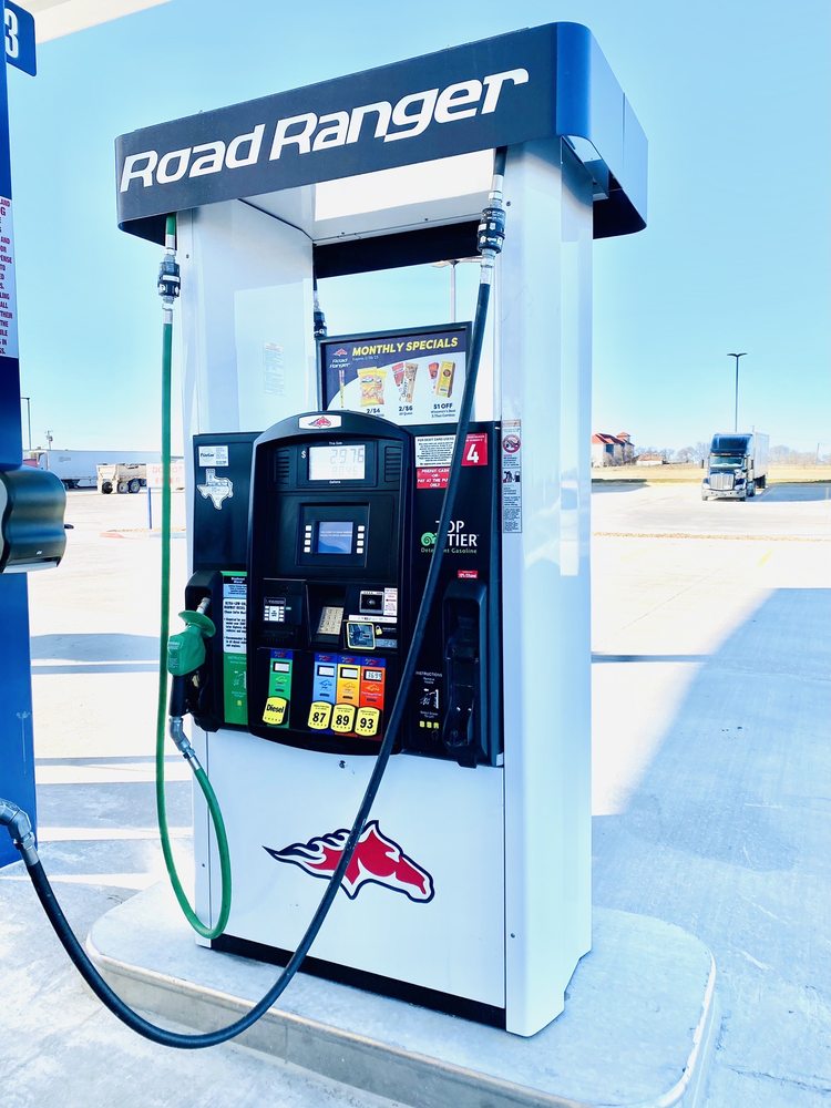 ROAD RANGER - Updated May 2026 - 3707A Frontage Rd, Gainesville, Texas ...