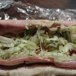 Petrucci's Modern Market - The Modern Market Regular (Let/Tom/Onions/Meat/Ch)