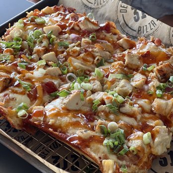 Backlot Pizza + Kitchen - BBQ Chicken Pizza - Pizza Near Me - Elkhorn, Nebraska Backlot Pizza + Kitchen - BBQ Chicken Pizza - Pizza Near Me - Elkhorn, Nebraska