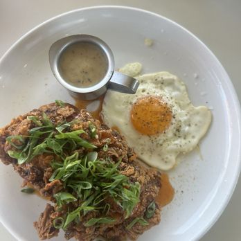 Paperboy East - Fried chicken sandwich - Coffee & Tea Near Me - Austin, Texas