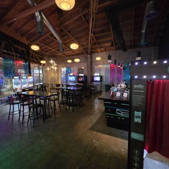 Retrowave bar - Front bar area - Bars Near Me - Los Angeles, California Retrowave bar - Front bar area - Bars Near Me - Los Angeles, California