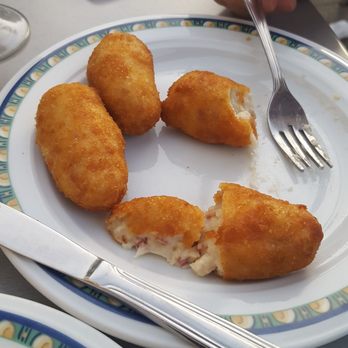 El Pescador - Croquettes - Tapas/Small Plates Near Me - Madrid, M