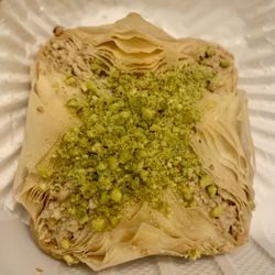 Garlic Crush - Tasty Baklava