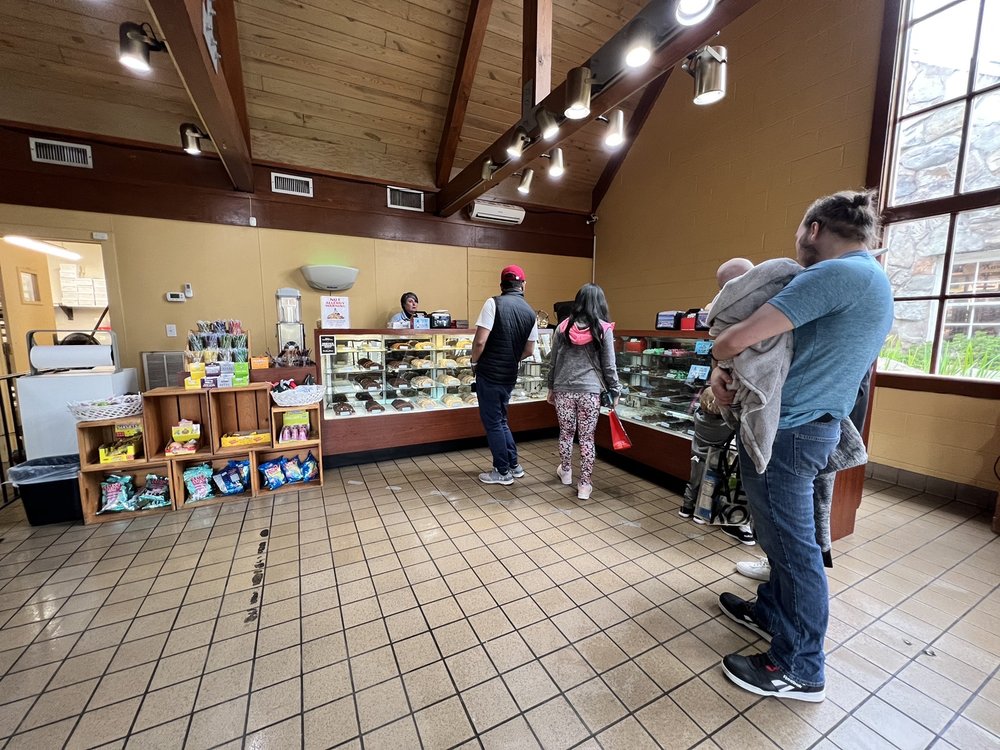 ROCK CITY’S FUDGE KITCHEN Updated September 2024 1400 Patten Rd