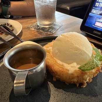Yard House - Whiskey Caramel Butter Cake - New American Near Me - Rancho Cucamonga, California Yard House - Whiskey Caramel Butter Cake - New American Near Me - Rancho Cucamonga, California