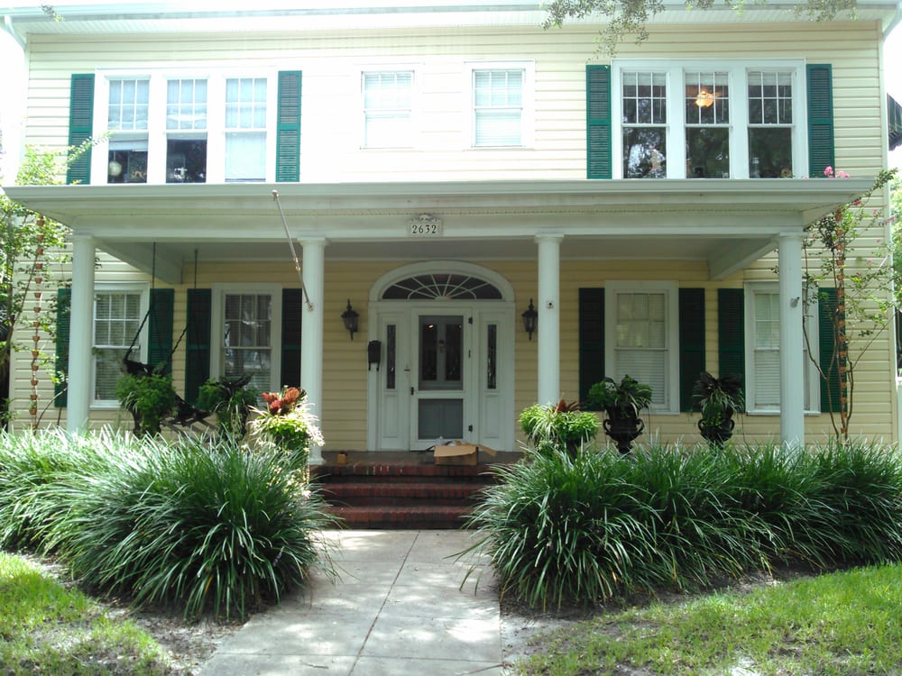 Slide of Florida Coast Seamless Gutters