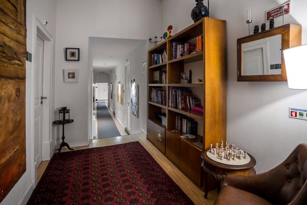 Casa do Bairro by Shiadu by null