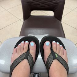 New Nails - Basic pedicure color 208