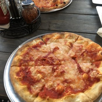 Pino's Pizza & Restaurant - Vegan personal pizza - Pizza Near Me - Woodbridge, New Jersey