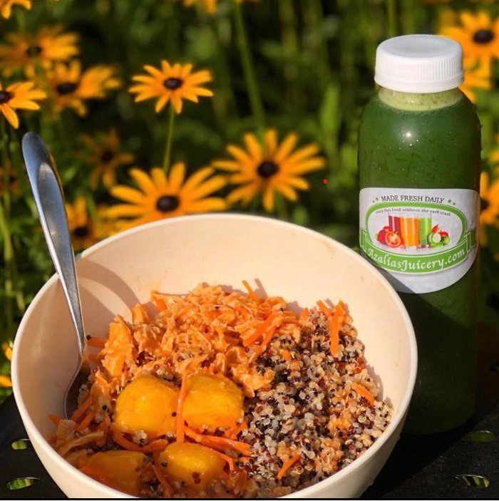 Azalia's Juicery Logo