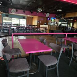 Denny Arthur's - Dance floor