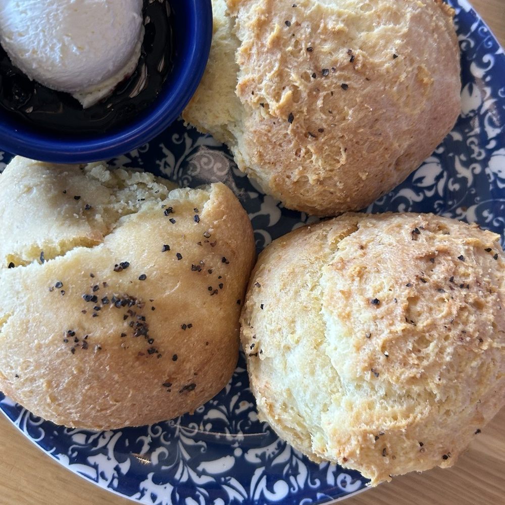 Tupelo Honey Southern Kitchen & Bar - Biscuits for a Cause - New American Near Me - Frisco, Texas Tupelo Honey Southern Kitchen & Bar - Biscuits for a Cause - New American Near Me - Frisco, Texas
