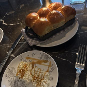 Voltaggio Brothers Steak House - Parker House Rolls - New American Near Me - National Harbor, Maryland Voltaggio Brothers Steak House - Parker House Rolls - New American Near Me - National Harbor, Maryland