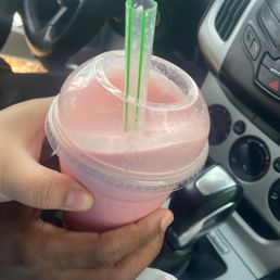 We order a Strawberry and piña colado "Smoothie" and we only got a Strawberry "Milkshake" that had been melted We order a Strawberry and piña colado "Smoothie" and we only got a Strawberry "Milkshake" that had been melted