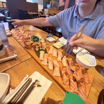Tomo 7 Sushi - Seared Salmon, Golden Spicy Tuna Roll, Rainbow Roll, Spicy Salmon Roll - Sushi Bars Near Me - Chino Hills, California Tomo 7 Sushi - Seared Salmon, Golden Spicy Tuna Roll, Rainbow Roll, Spicy Salmon Roll - Sushi Bars Near Me - Chino Hills, California
