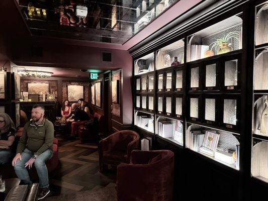 Founders Club by null