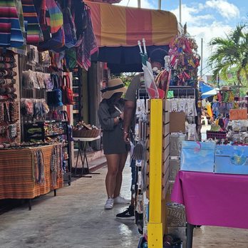 Mercado 28 - Farmers Market Near Me - Cancún, ROO