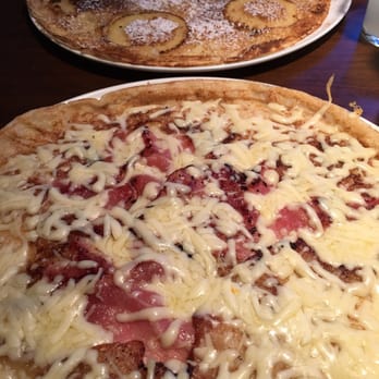 De Vier Pilaren - Ham & cheese, and an Apple pannenkoeken - Creperies Near Me - Amsterdam, New Hampshire De Vier Pilaren - Ham & cheese, and an Apple pannenkoeken - Creperies Near Me - Amsterdam, New Hampshire