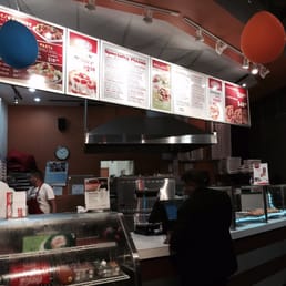 I ver clean and well kept place where the kitchen is in plain view of customers.