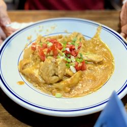 Arroz con Pollo