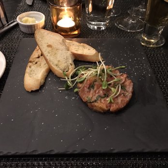 Le Hobbit - Salmon tartare - French Near Me - Quebec City, Quebec Le Hobbit - Salmon tartare - French Near Me - Quebec City, Quebec
