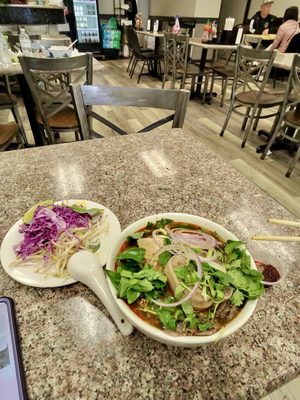 Phở Tây Đô by null