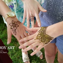 Henna Body Art by Holly Desai - Graduation Parties