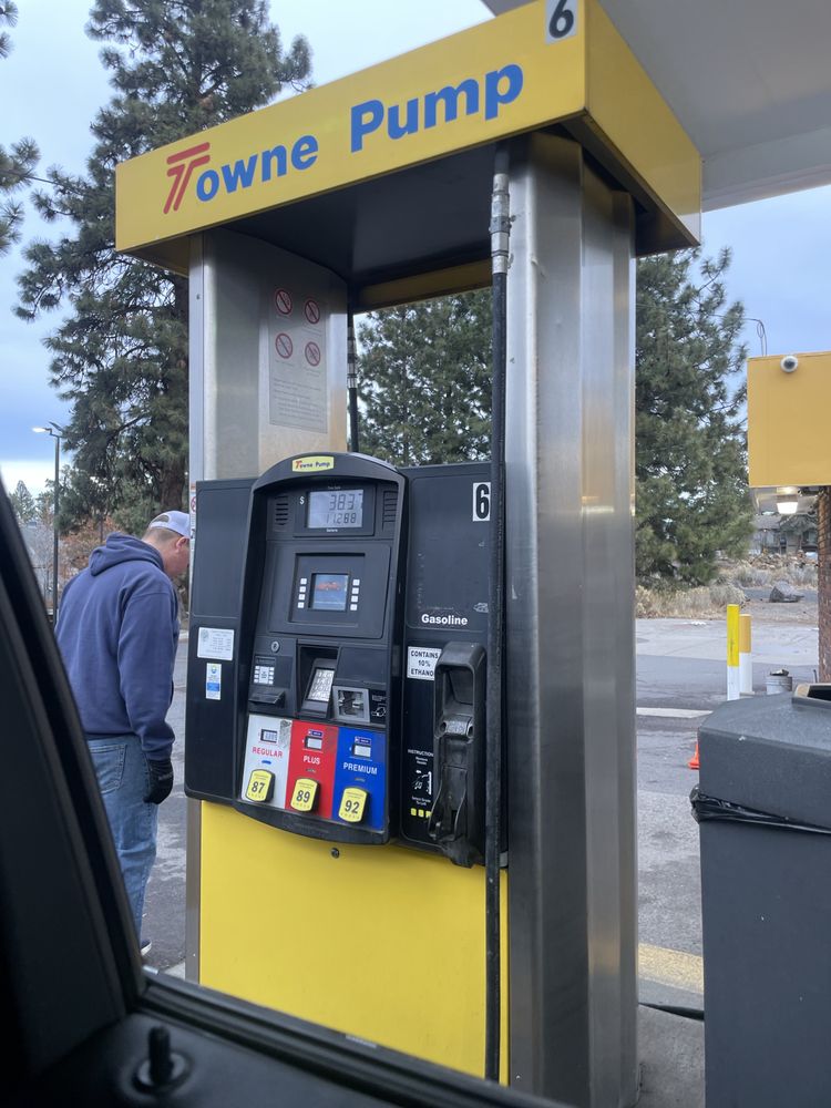 TRUAX TOWNE PUMP Updated September 2024 1220 SE 3rd St, Bend