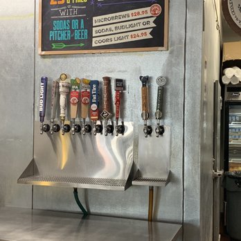 Jim's Wings - 10 beers on tap - American Near Me - Fort Collins, Colorado Jim's Wings - 10 beers on tap - American Near Me - Fort Collins, Colorado