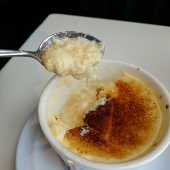 Sweethoney Dessert - The pudding inside the creme brulee was water and runny. Weird constancy - Desserts Near Me - Colma, California