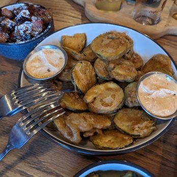 Stowe Cider - Zucchini Chips - Cideries Near Me - Stowe, Vermont Stowe Cider - Zucchini Chips - Cideries Near Me - Stowe, Vermont