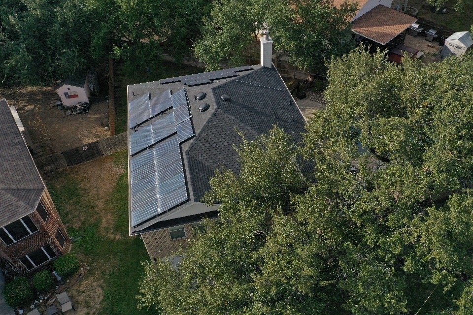 Slide of D&D Contracting