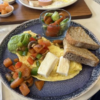 Utopia Caffe - Veggie omelette - Breakfast & Brunch Near Me - Tustin, California