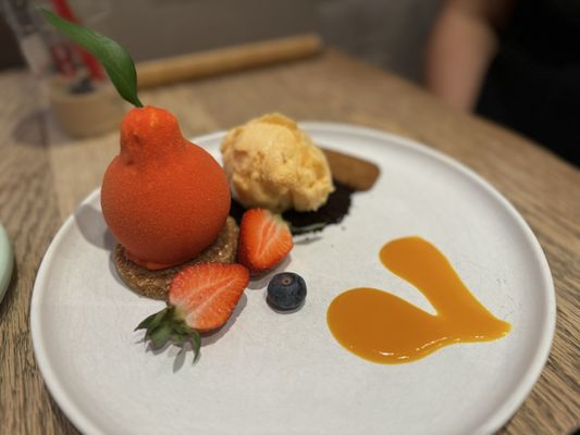 A La Mousse by null