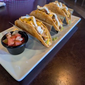Oaks Local Craft Kitchen & Bar - Chicken Tacos - New American Near Me - Thousand Oaks, California Oaks Local Craft Kitchen & Bar - Chicken Tacos - New American Near Me - Thousand Oaks, California