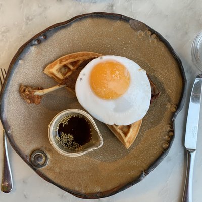 Duck & Waffle Local by null