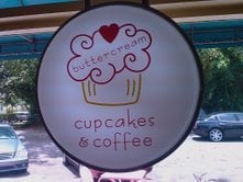Buttercream Cupcakes & Coffee by null