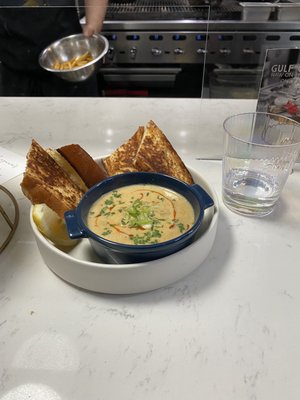 Margaux's Oyster Bar by null