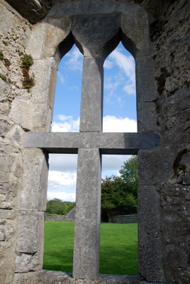 Aughnanure Castle by null