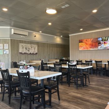 Pho Mai Cali - Clean and elegant ambiance - Vietnamese Near Me - Santee, California