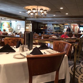 Bob Heilman's Beachcomber - Seafood Near Me - Clearwater Beach, Florida