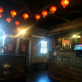 Sweet Memory - Interior, with the cashier and the bar on the right hand side - Desserts Near Me - Richmond, British Columbia Sweet Memory - Interior, with the cashier and the bar on the right hand side - Desserts Near Me - Richmond, British Columbia