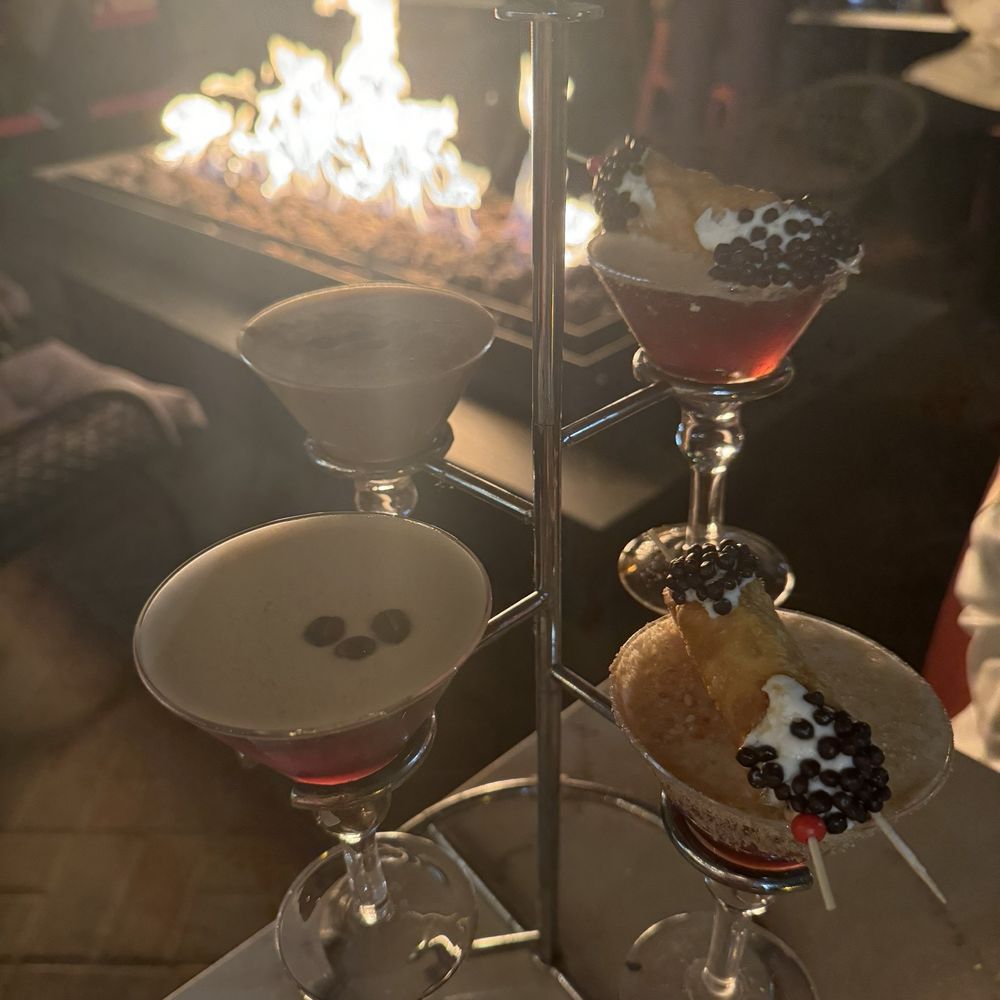 Pomo Pizzeria - Biltmore - Espresso martini tower - Pizza Near Me - Phoenix, Arizona Pomo Pizzeria - Biltmore - Espresso martini tower - Pizza Near Me - Phoenix, Arizona