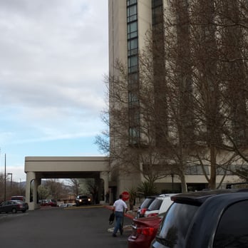 Marriott Albuquerque - Front of the Albuquerque Marriott - Hotels Near Me - Albuquerque, New Mexico