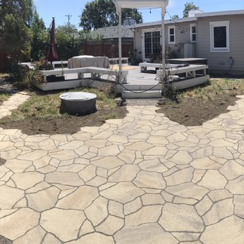System Pavers - Patio seating area with concrete faux flagstone pavers - Masonry/Concrete Near Me - Fremont, California System Pavers - Patio seating area with concrete faux flagstone pavers - Masonry/Concrete Near Me - Fremont, California