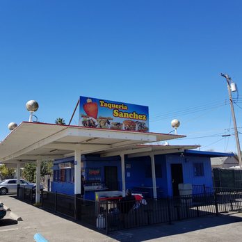Taqueria Sanchez - From a distance - Tacos Near Me - Sacramento, California Taqueria Sanchez - From a distance - Tacos Near Me - Sacramento, California
