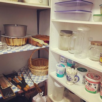 Rozy Living - Pantry Organization - Home Organization Near Me Rozy Living - Pantry Organization - Home Organization Near Me