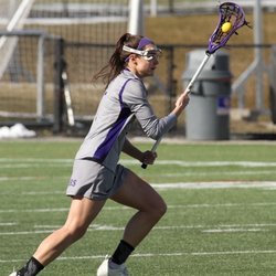 3Sixty Athletics - Kerriann, a Holy Cross D1 midfielder, trains at 3Sixty