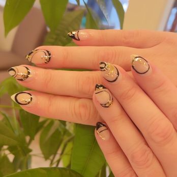 Nails Pro - Nail Salons Near Me - Sonoma, California
